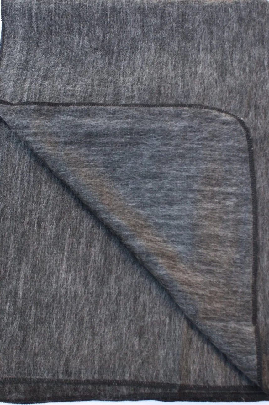 Alpaca Bed Blanket - Solid