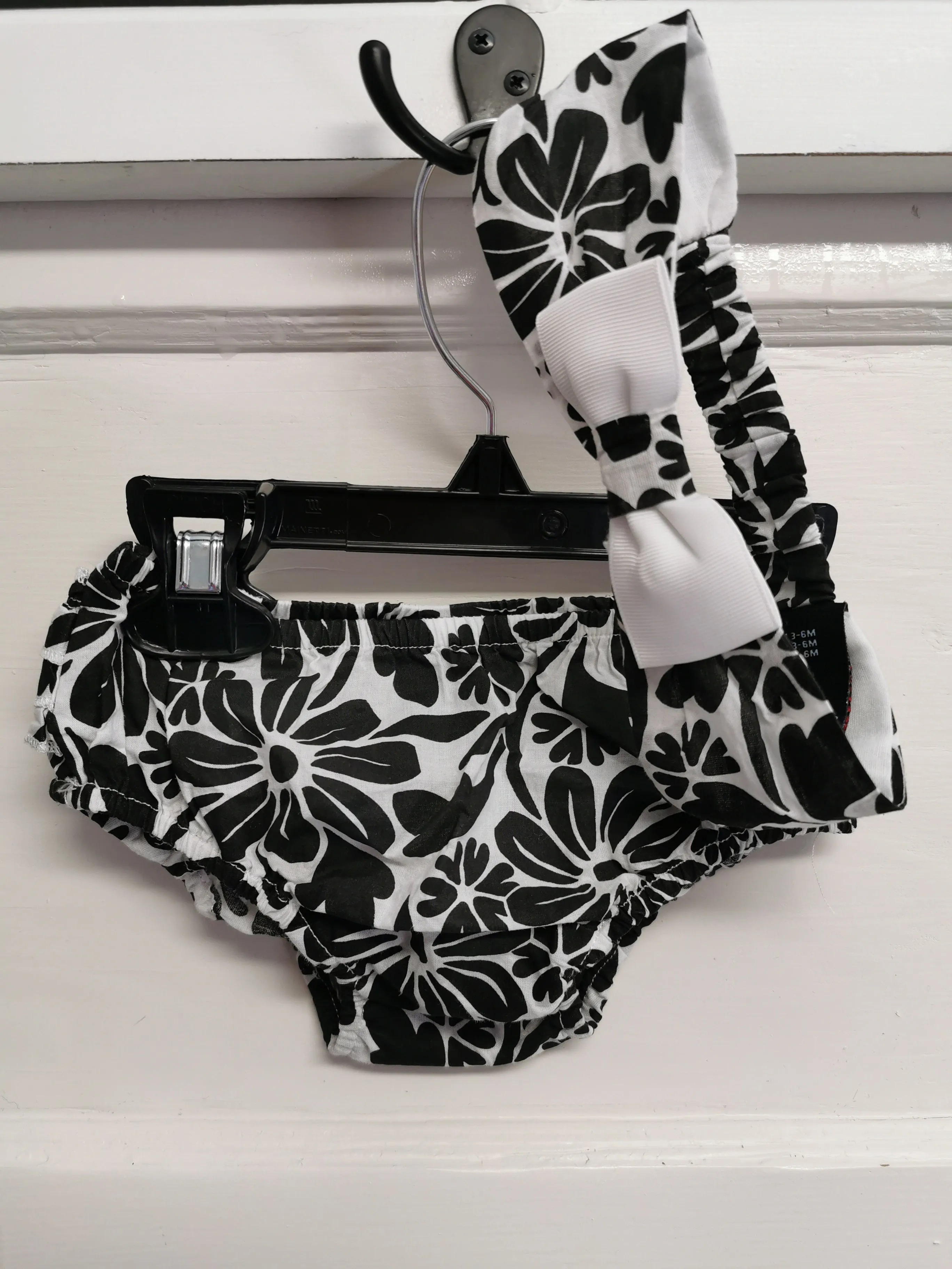 BABY GIRL SIZE 3/6 MONTHS - CYNTHIA ROWLEY, Matching 3 Piece Dress Set EUC B38