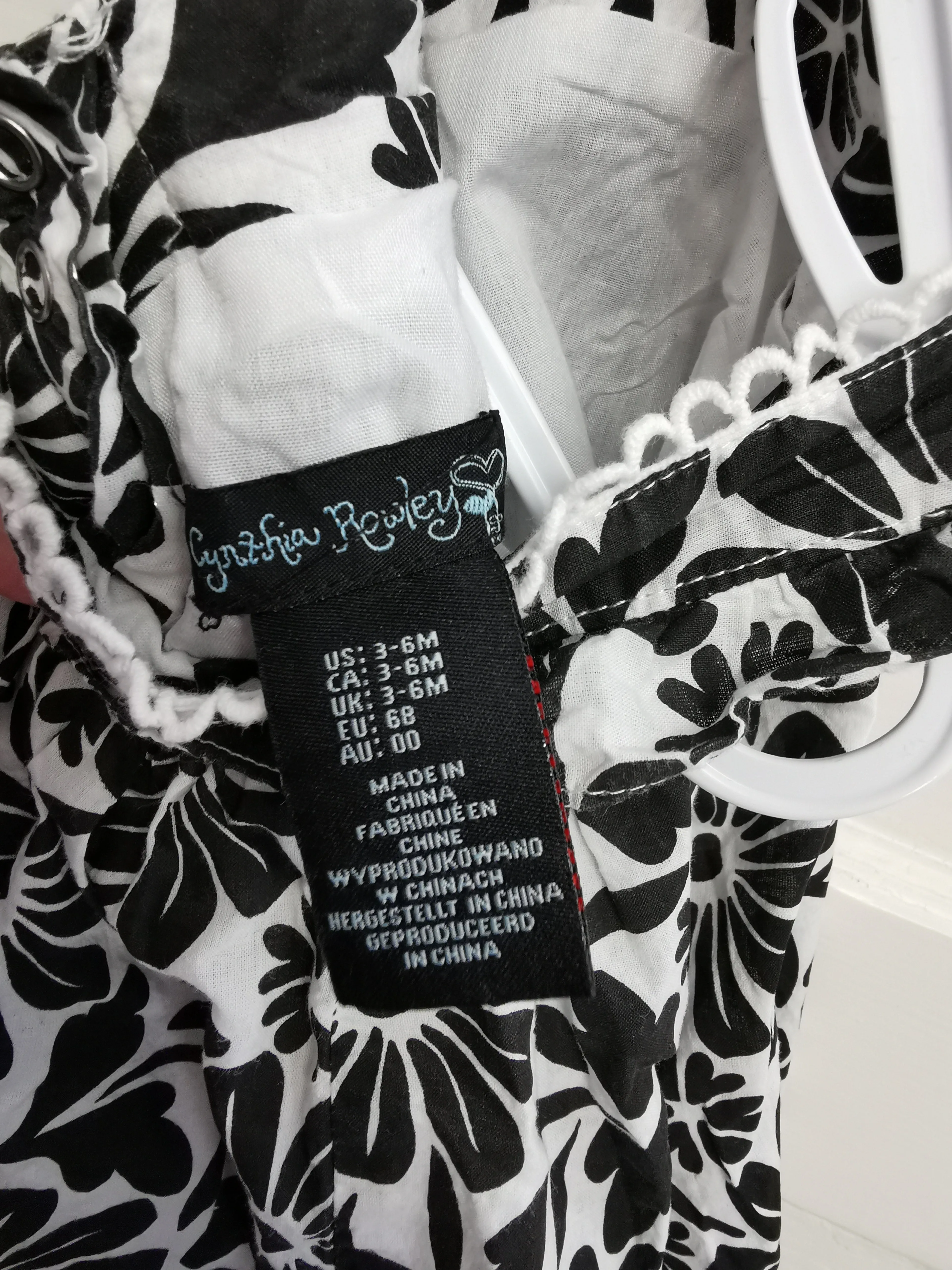 BABY GIRL SIZE 3/6 MONTHS - CYNTHIA ROWLEY, Matching 3 Piece Dress Set EUC B38