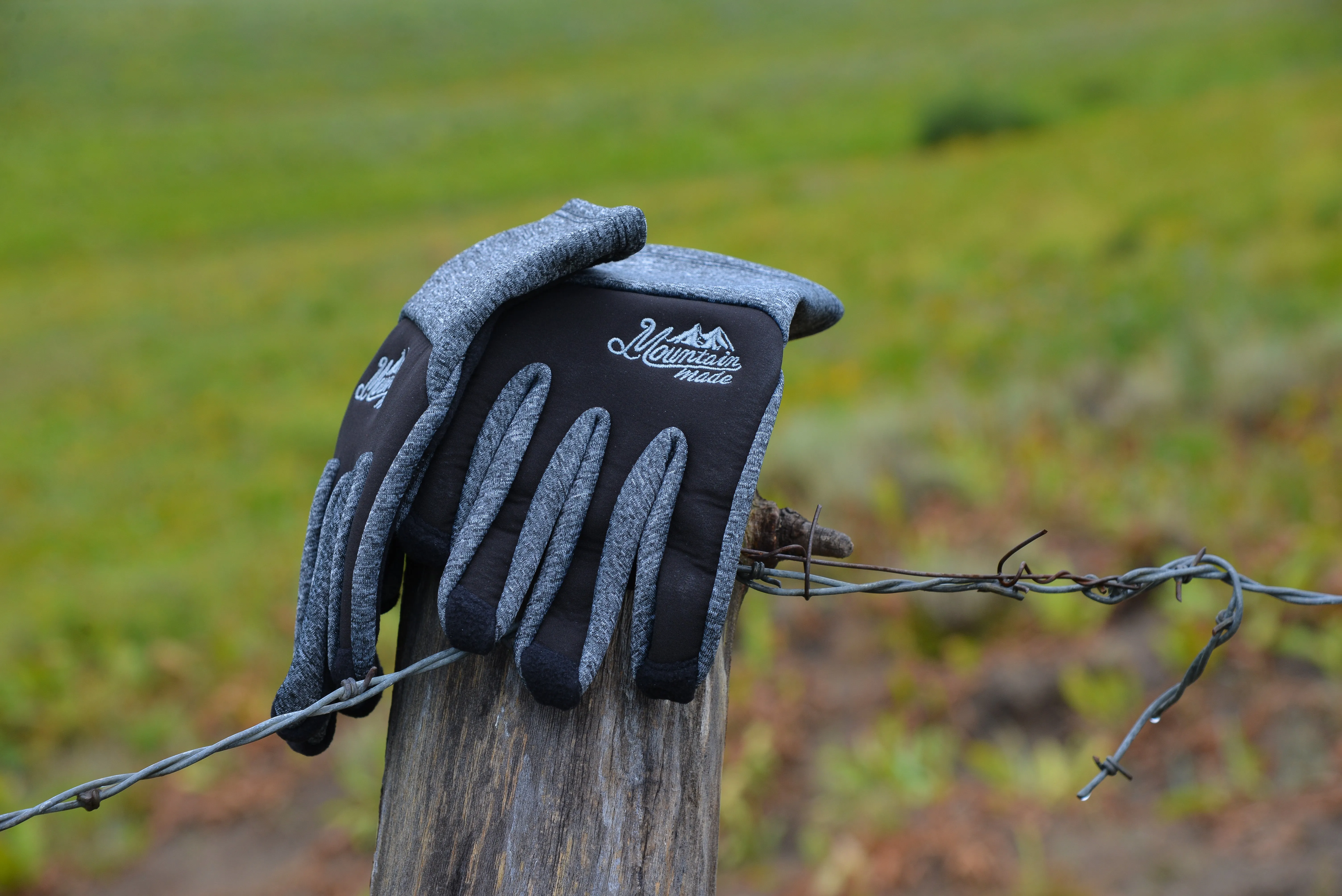Bierstadt Gloves Pack of 4   FREE SHIPPING!