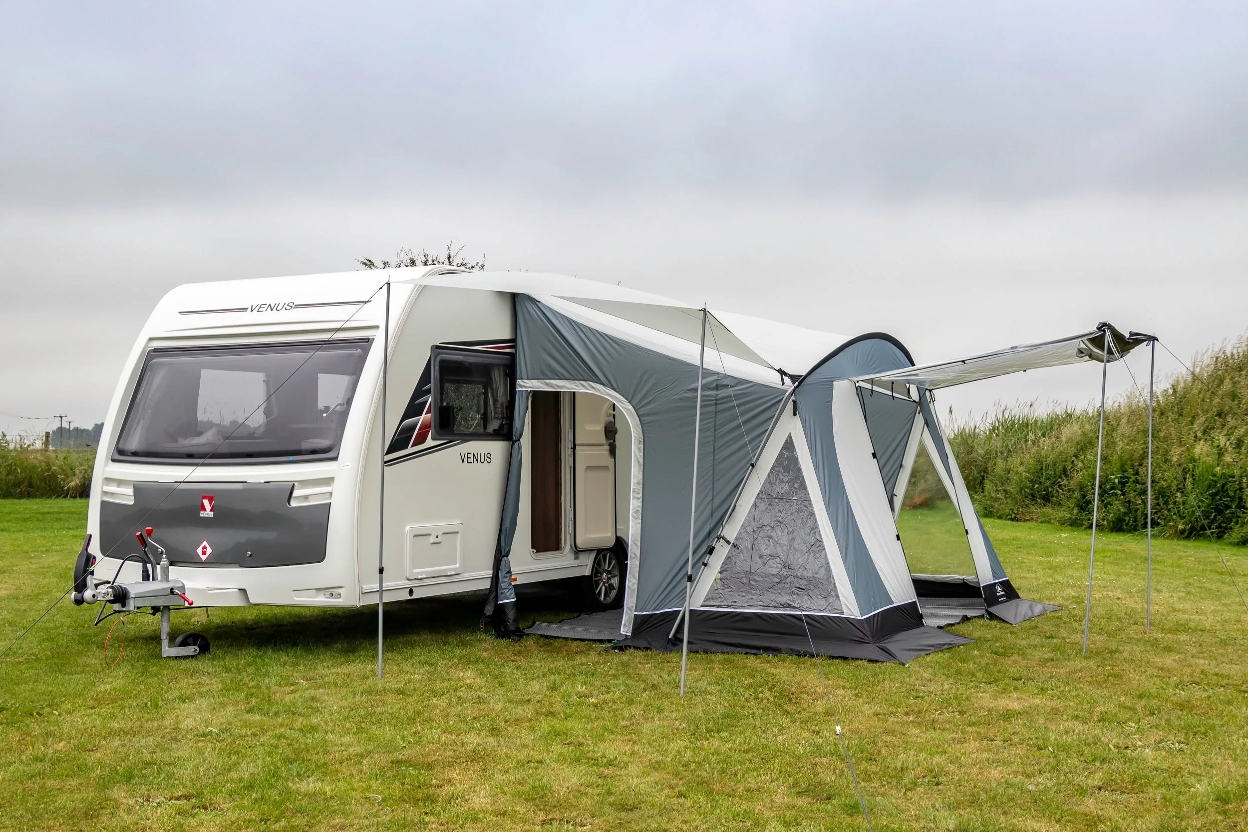 Caravan Awning Swift Air Extreme 325 Sc ~ Sunncamp