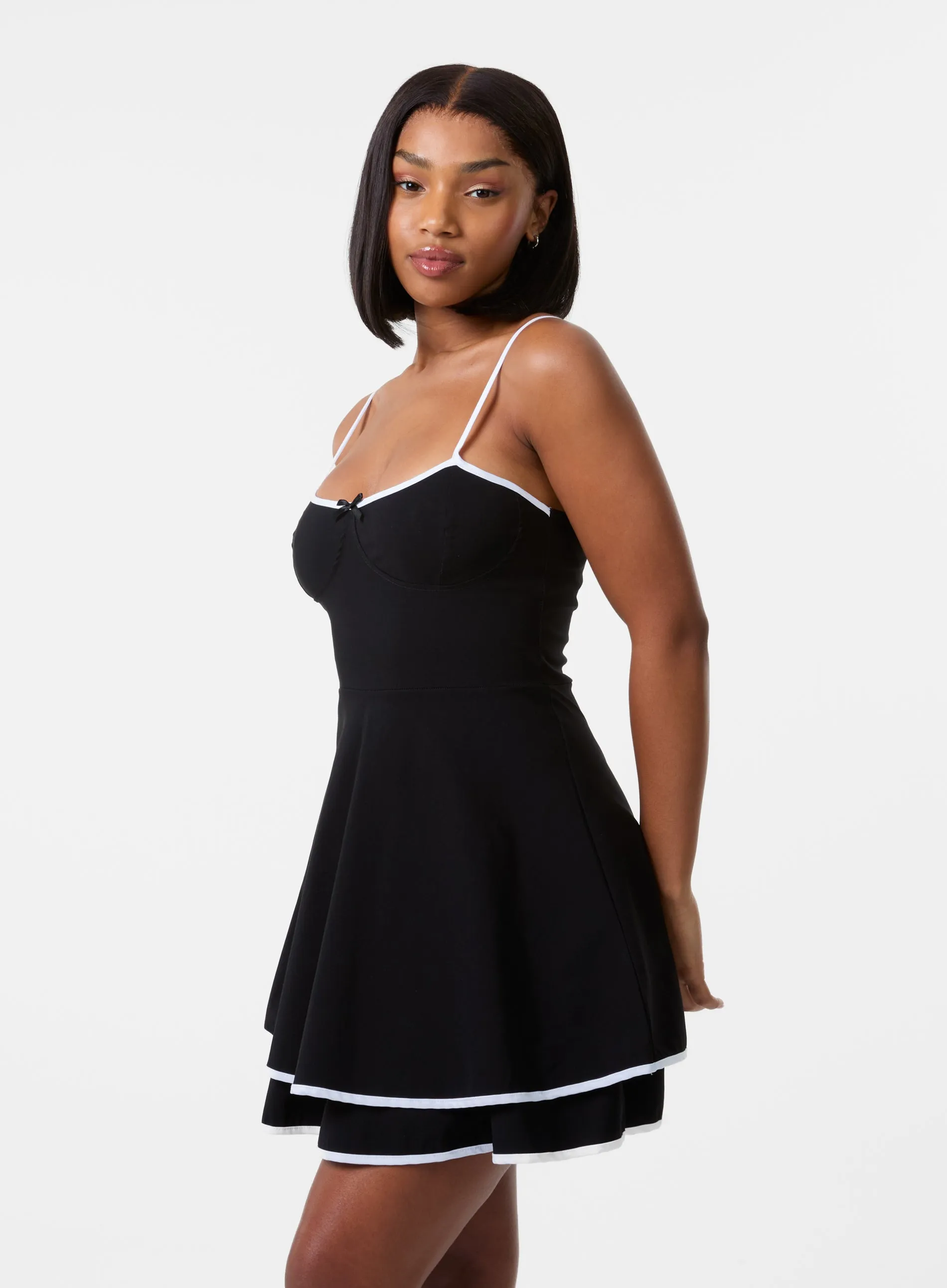 Contrast Binding Tiered Mini Dress