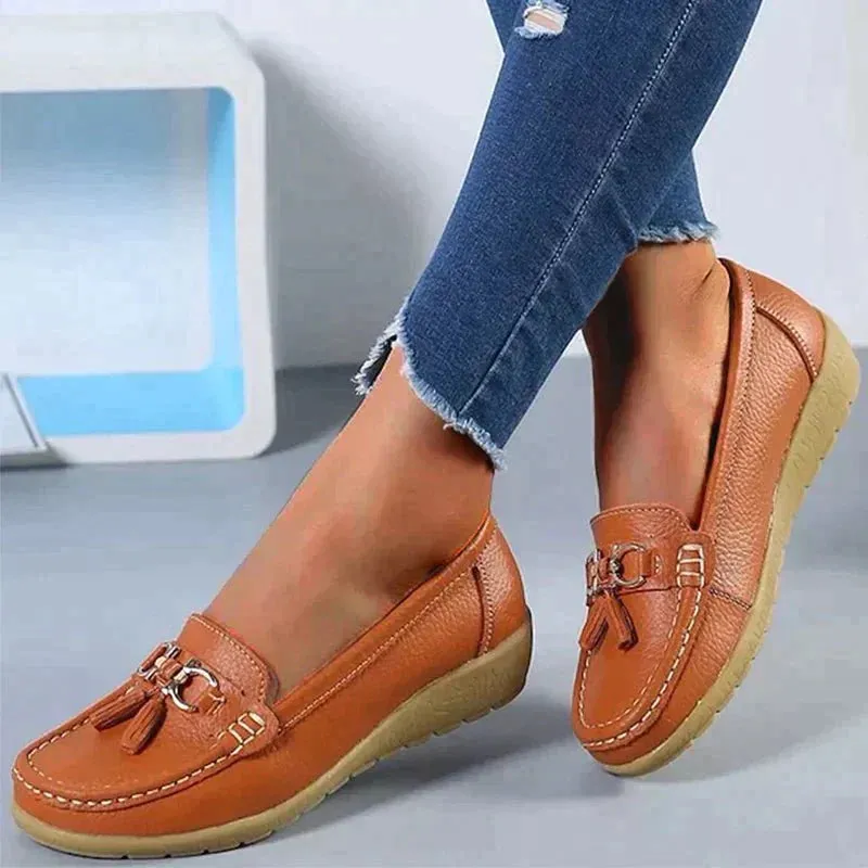 Rita® | Flat, Slip-On Leather Hiking Shoes