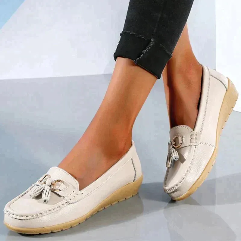 Rita® | Flat, Slip-On Leather Hiking Shoes