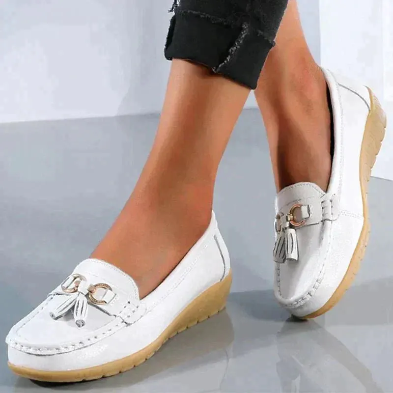 Rita® | Flat, Slip-On Leather Hiking Shoes