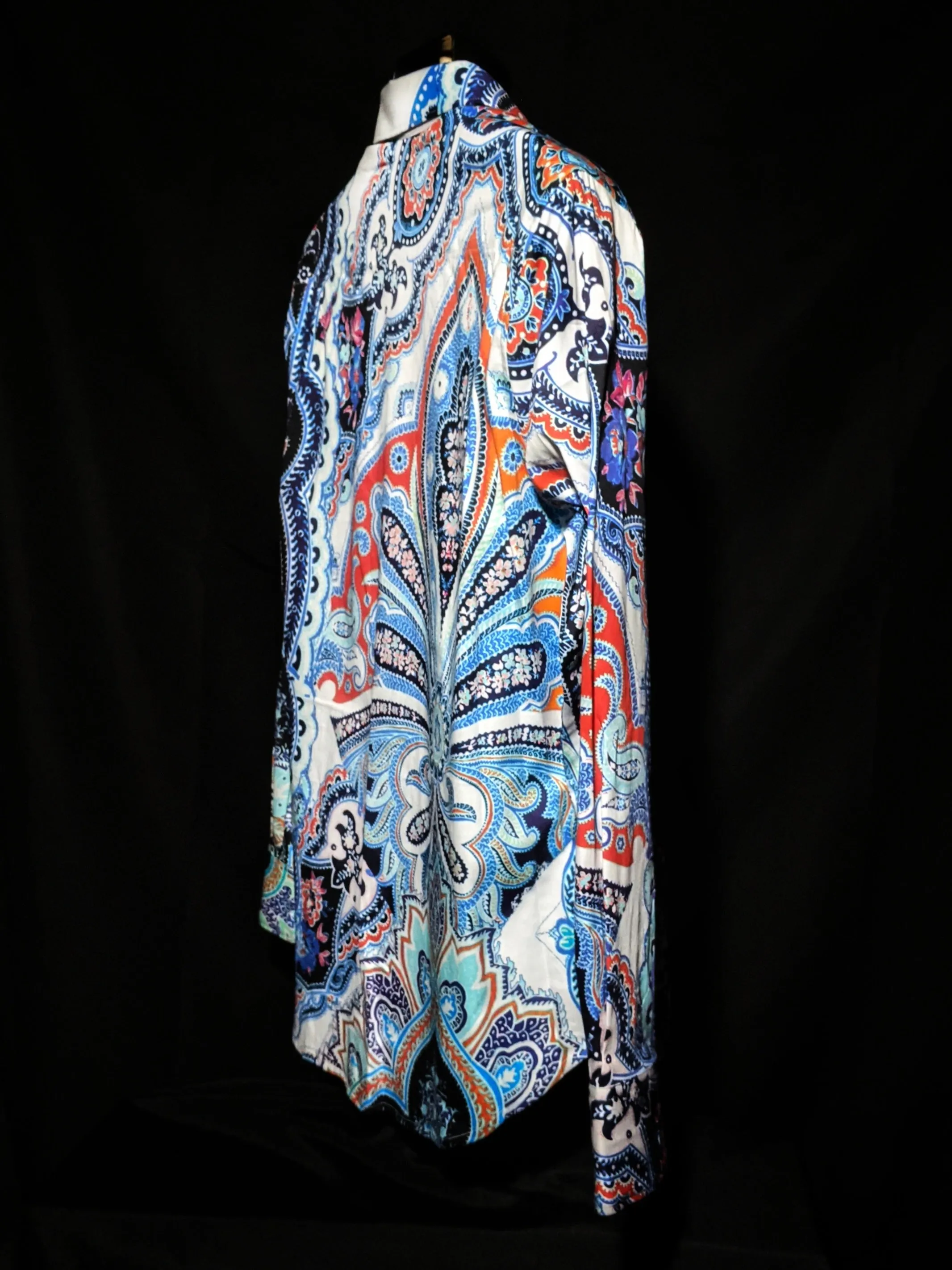Robert Graham Devil's Treasure Paisley Long Sleeve Shirt Size Medium
