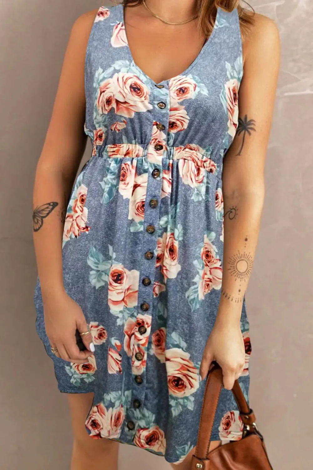 Rosie Printed Scoop Neck Sleeveless Buttoned Magic Dress