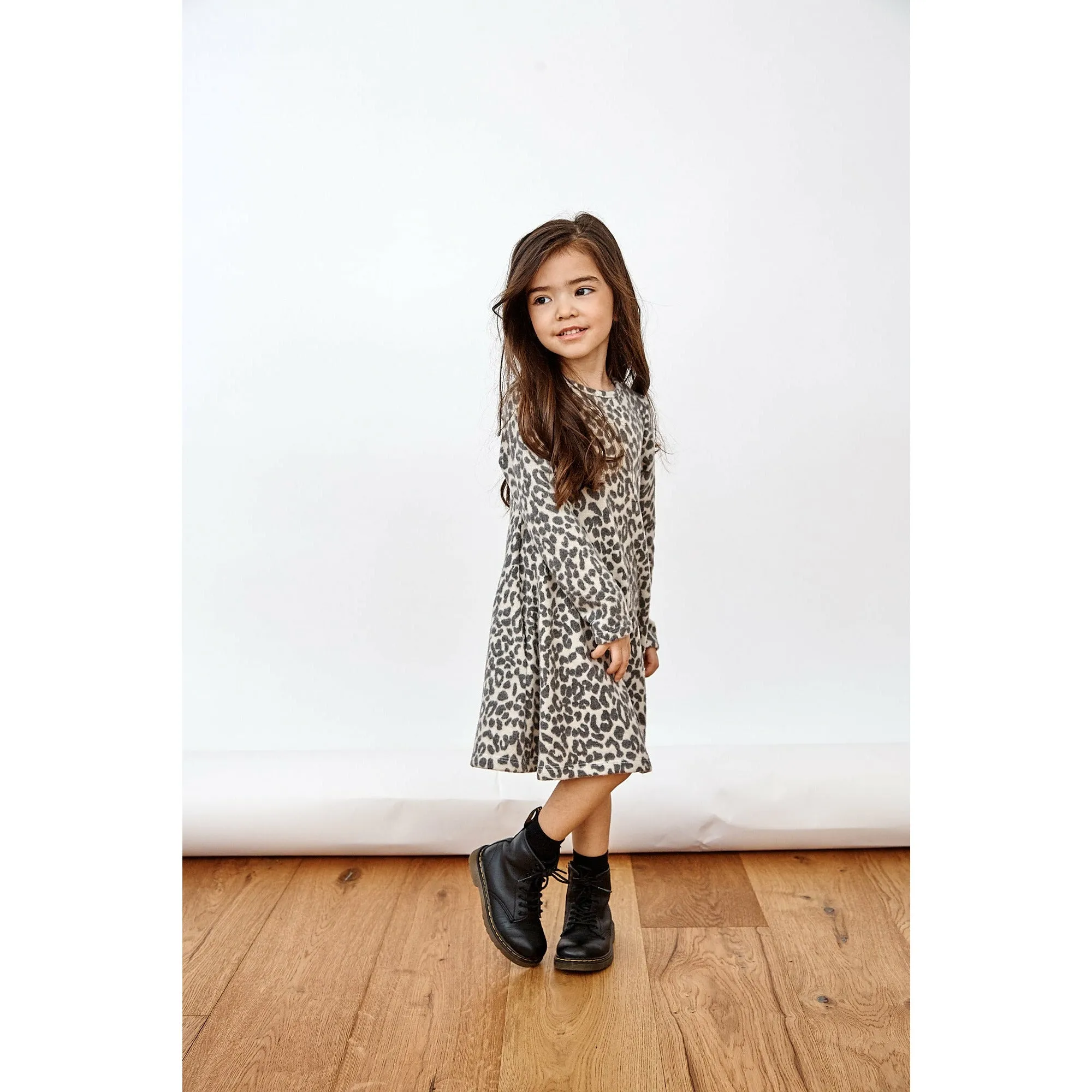 Sisley-Leopard Dress