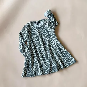 Sisley-Leopard Dress