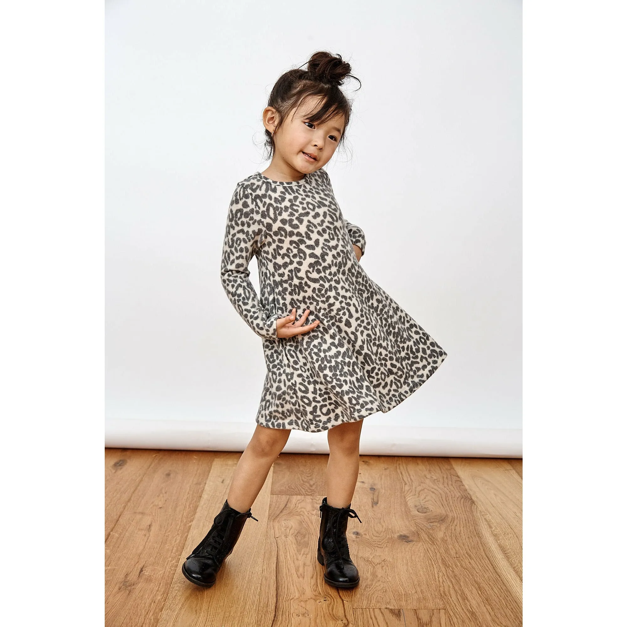 Sisley-Leopard Dress