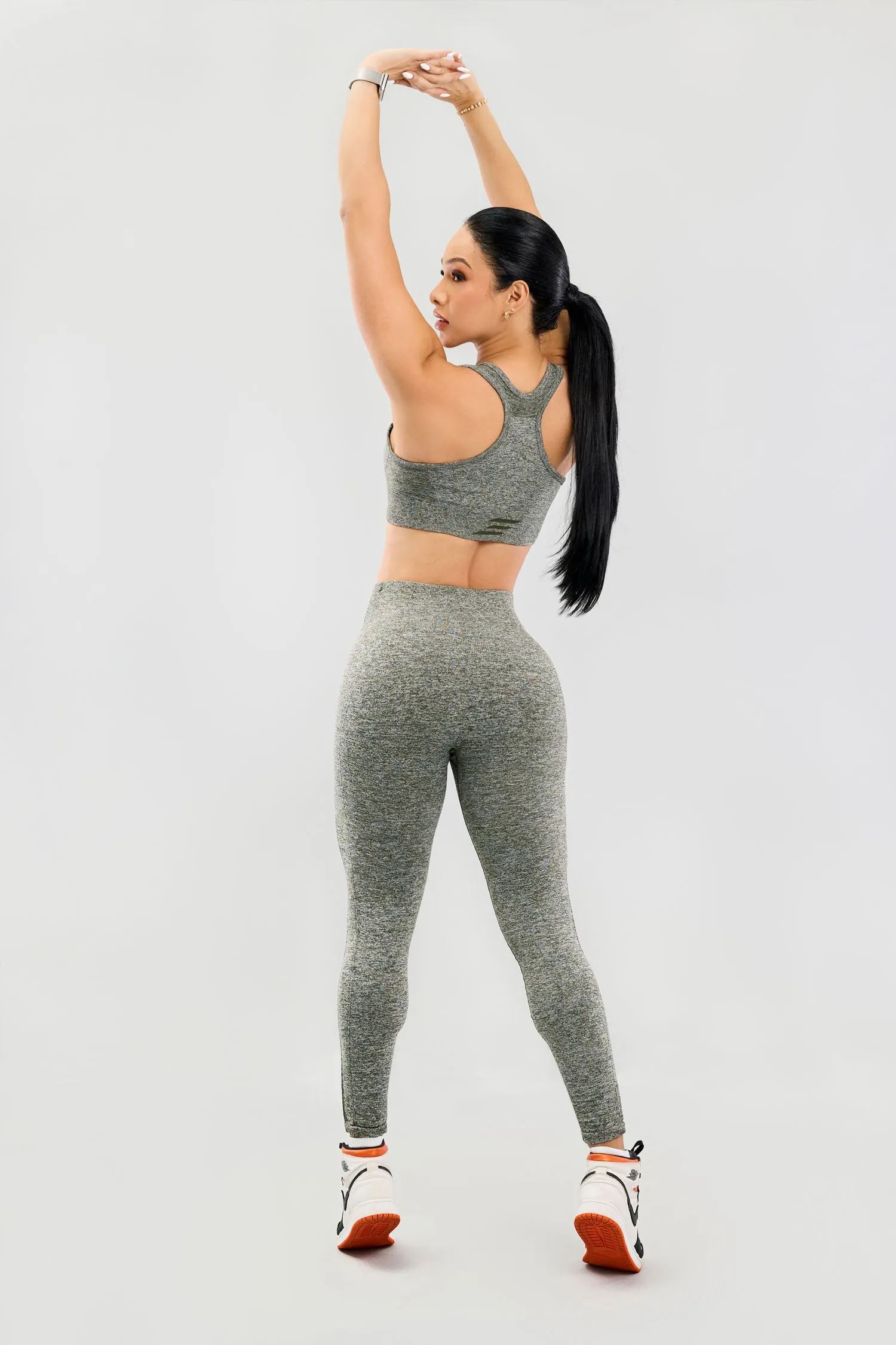 TOP DEPORTIVO SEAMLESS 600001VJ PWR