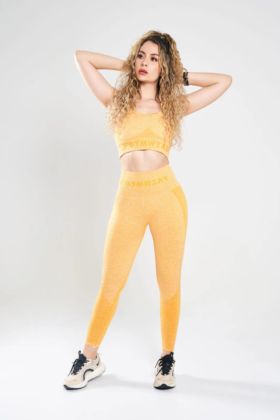 TOP DEPORTIVO SIN COSTURAS 600001MZJ ENG