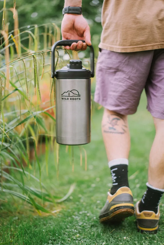 Wild Roots Big Jugs vacuum insulated flask with Handles 1.8L